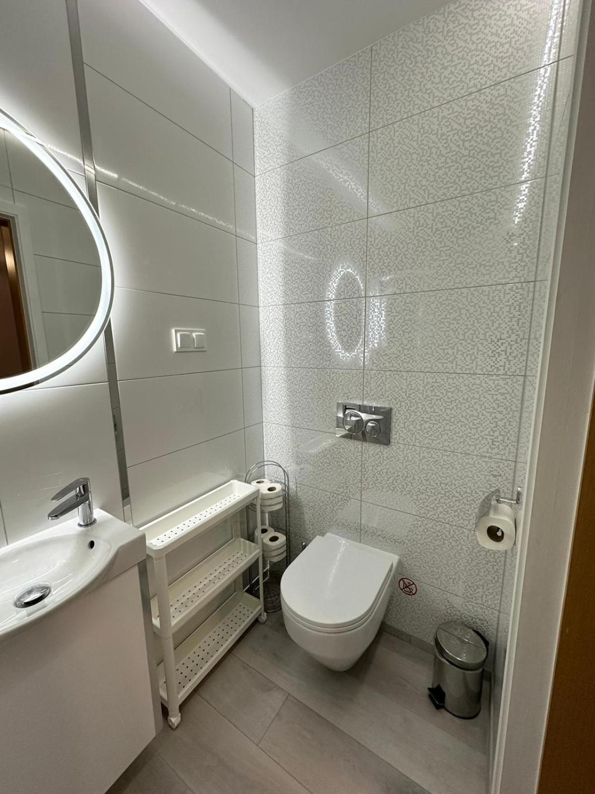 Motel Za Miedza Bralin Bagian luar foto