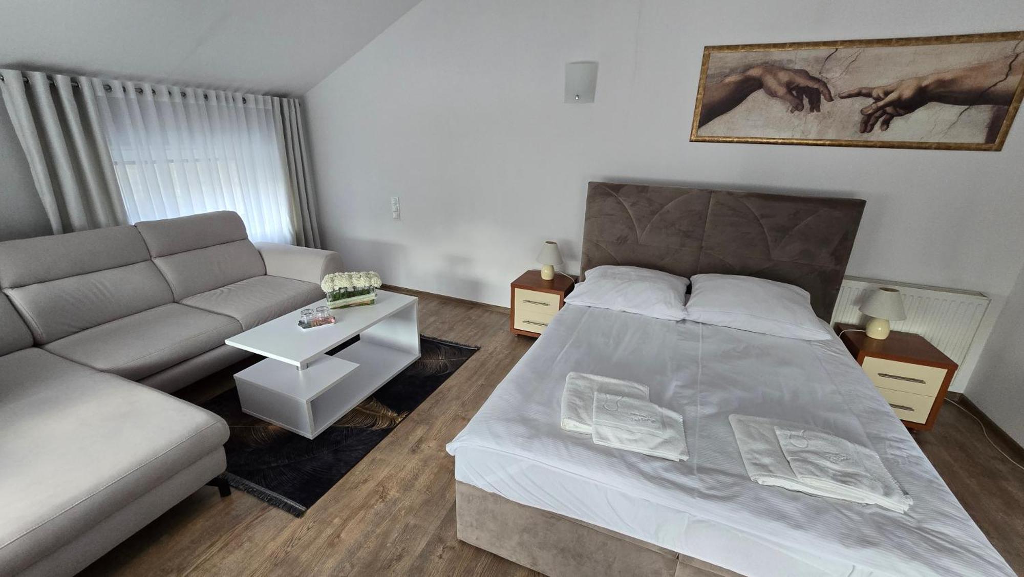 Motel Za Miedza Bralin Bagian luar foto