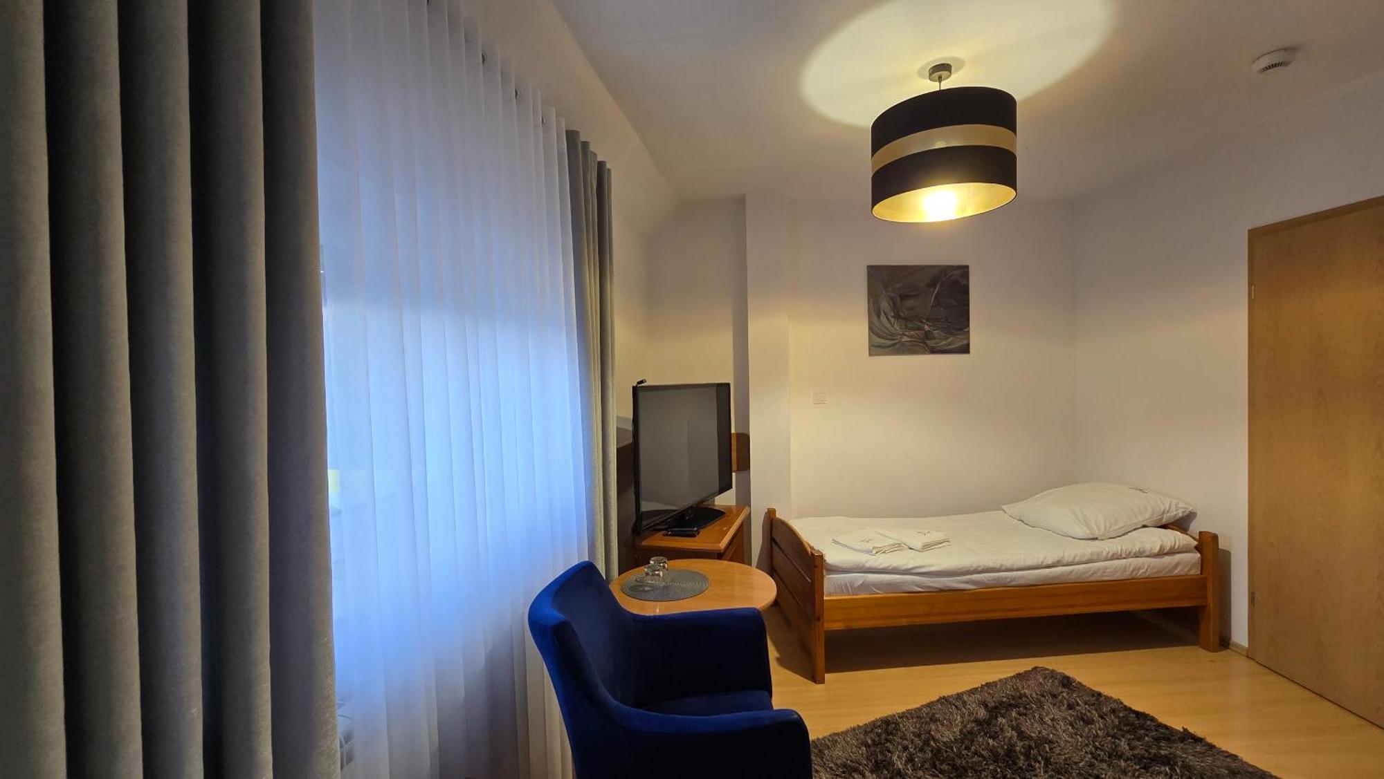 Motel Za Miedza Bralin Bagian luar foto